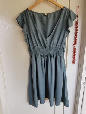 Roxy  V-Neck Smocked Waist Dress in Slate Green